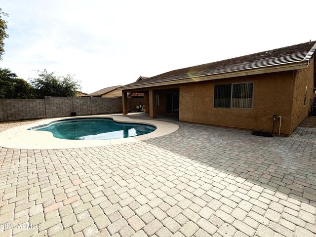 2538 W Maldonado Road, Phoenix, AZ 85041