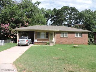 4808 S 16th Terrace, Fort Smith, AR 72901