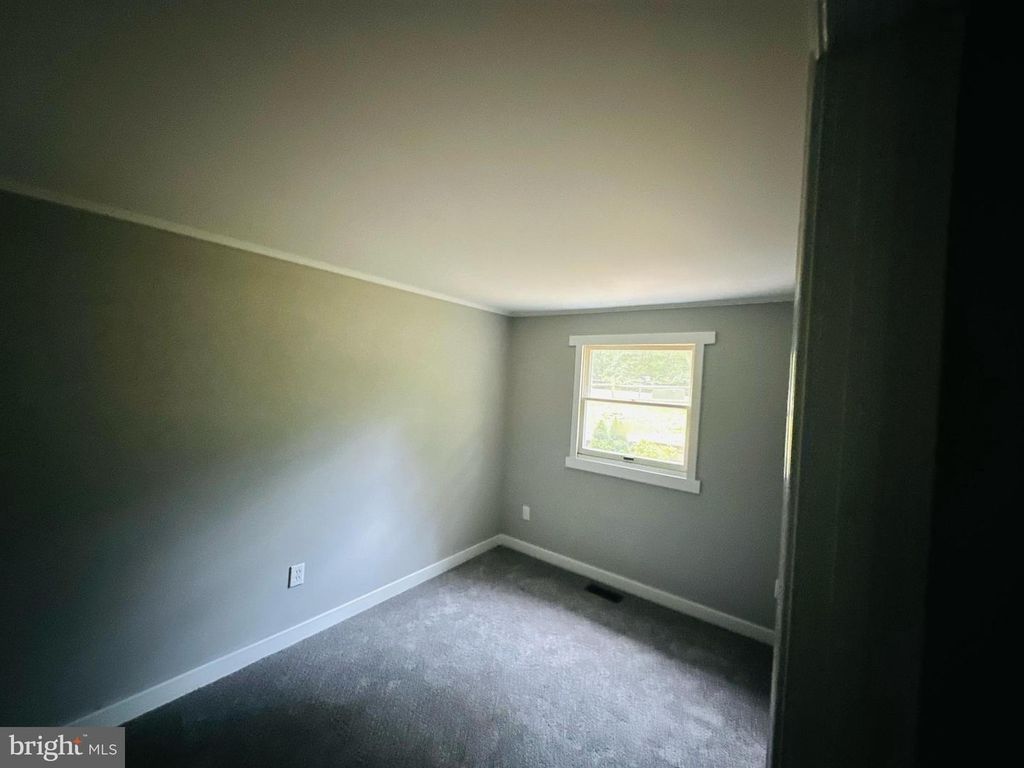 7102 TANGLEWOOD RD, Spotsylvania, VA 22551