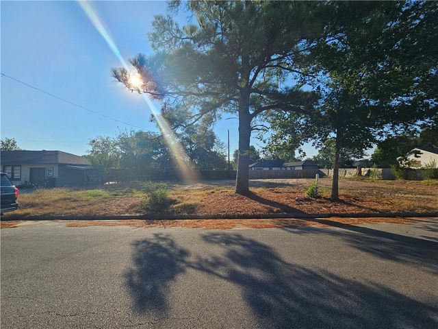 707 North Avenue, Bryan, TX 77802