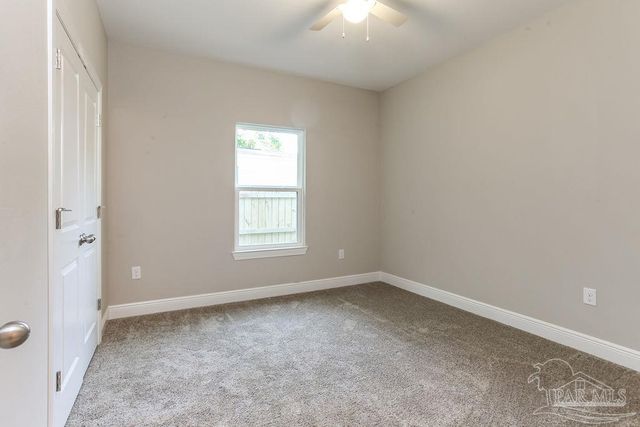 2149 Paloma St, Navarre, FL 32566