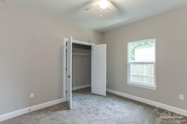 2149 Paloma St, Navarre, FL 32566