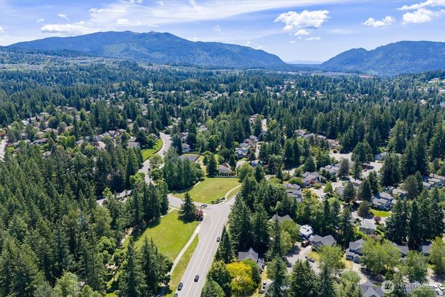 4180 244th Place SE, Sammamish, WA 98029