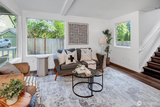 4180 244th Place SE, Sammamish, WA 98029