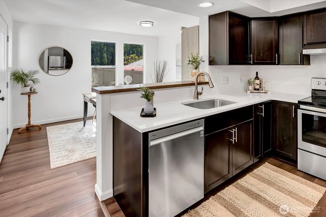 4180 244th Place SE, Sammamish, WA 98029