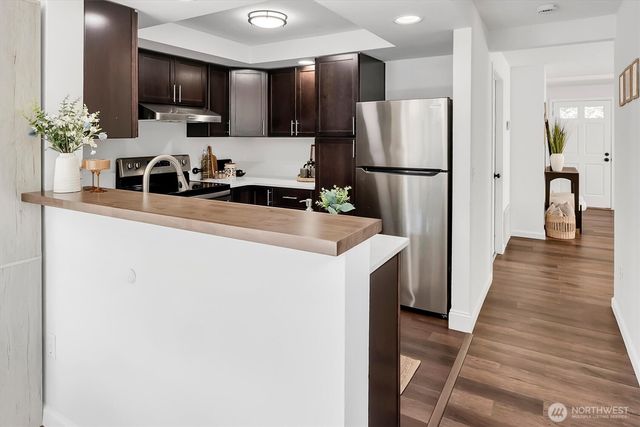 4180 244th Place SE, Sammamish, WA 98029
