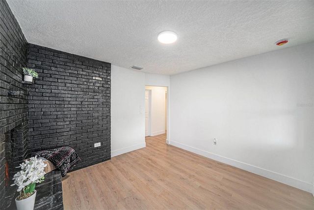 3812 W ROGERS AVENUE, Tampa, FL 33611