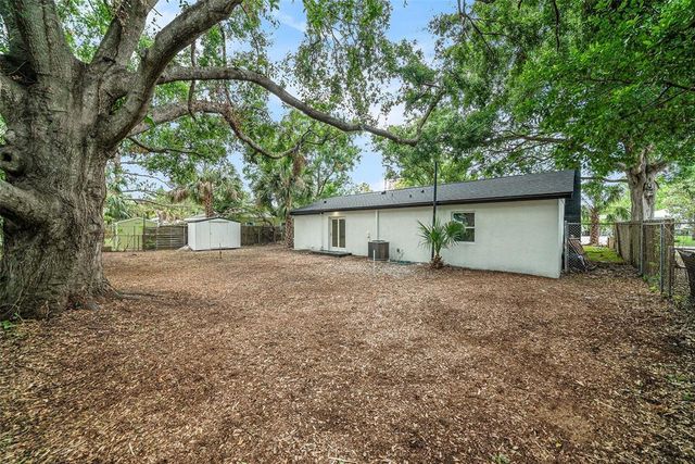 3812 W ROGERS AVENUE, Tampa, FL 33611
