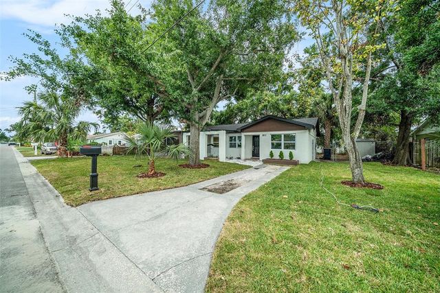 3812 W ROGERS AVENUE, Tampa, FL 33611