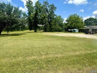 001 Hobbs Street, Athens, AL 35611