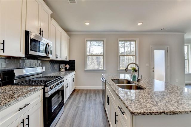 3328 Sir Gregory Manor, Lawrenceville, GA 30044