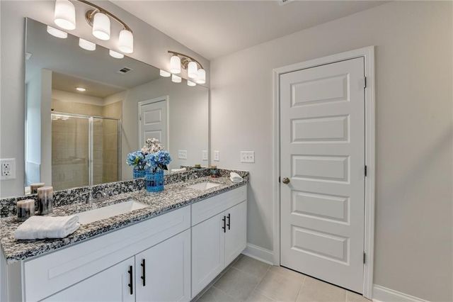 3328 Sir Gregory Manor, Lawrenceville, GA 30044