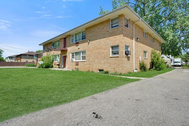4701 N 52nd STREET, Milwaukee, WI 53218