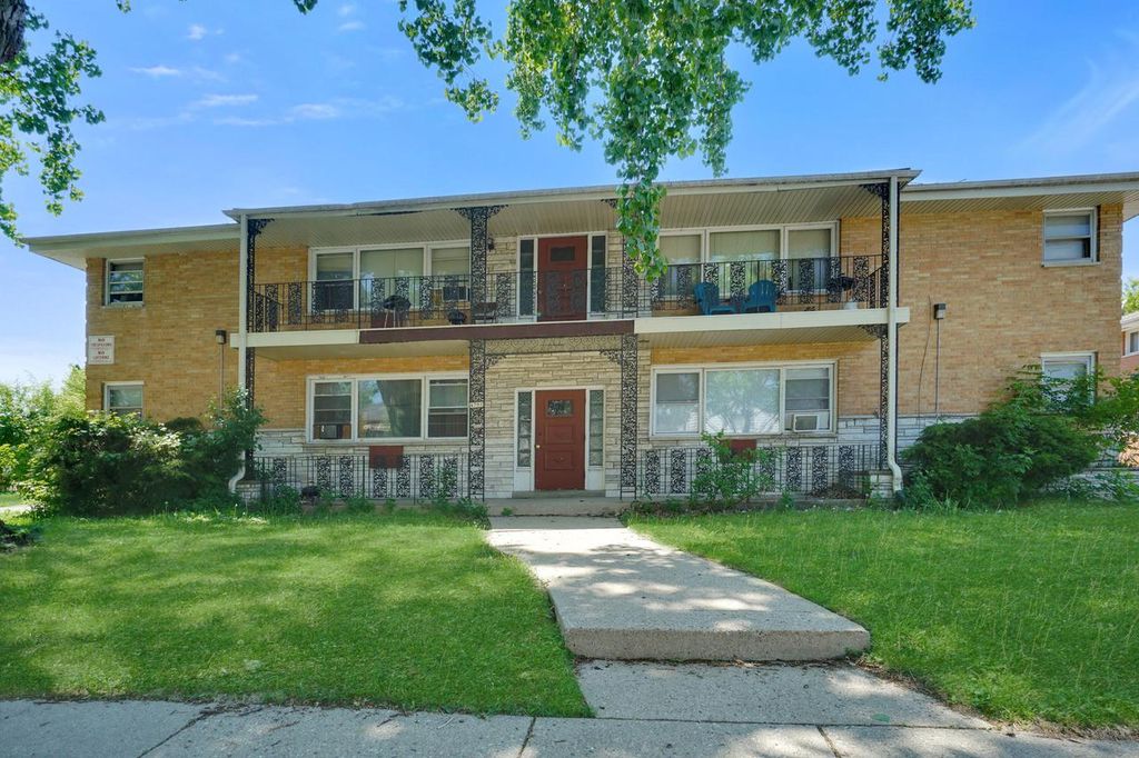 4701 N 52nd STREET, Milwaukee, WI 53218