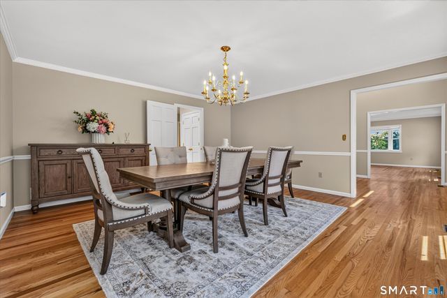 29 Maplewood Drive, Danbury, CT 06811