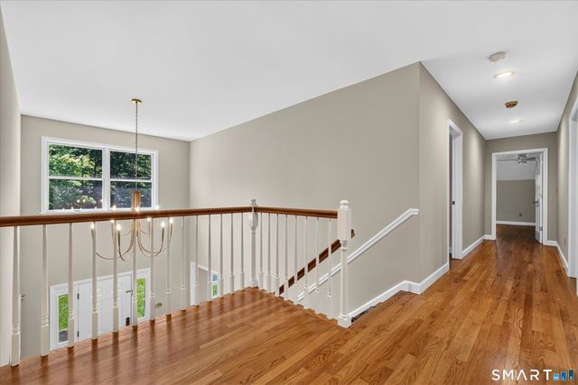 29 Maplewood Drive, Danbury, CT 06811