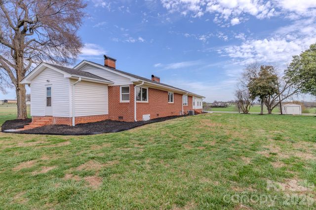 1217 Daniels Road, Lincolnton, NC 28092