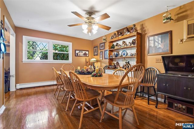 425 Beech Avenue, Paramus, NJ 07652