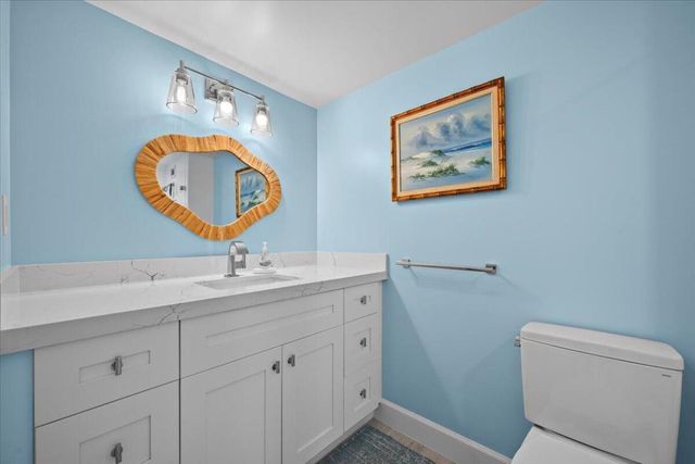 2860 S Ocean Boulevard 201, Palm Beach, FL 33480