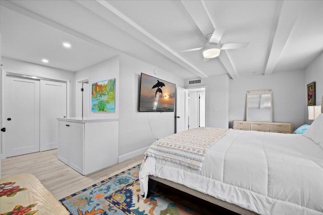 2860 S Ocean Boulevard 201, Palm Beach, FL 33480