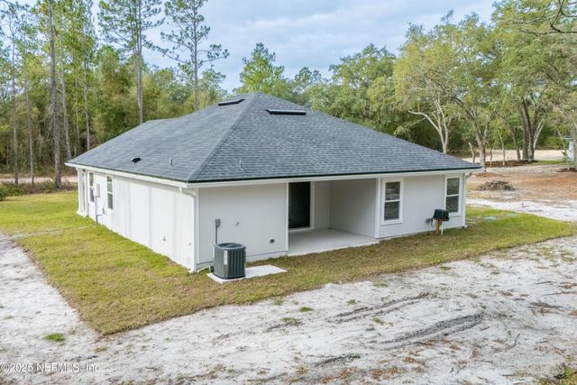 106 COLUMBIA Avenue, Florahome, FL 32140