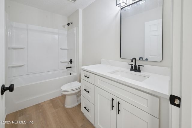 106 COLUMBIA Avenue, Florahome, FL 32140