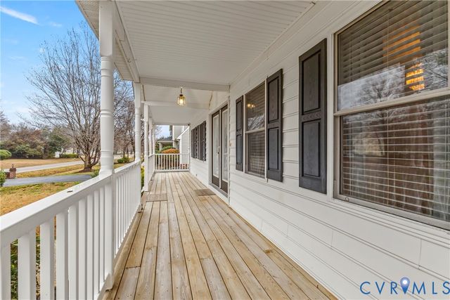 1101 Rockbasket Ln, Chester, VA 23836