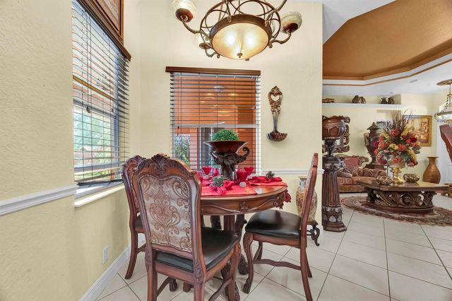 624 SW Nichols Terrace, Port St. Lucie, FL 34953