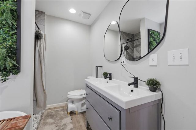 4209 Wabash Avenue, Kansas City, MO 64130