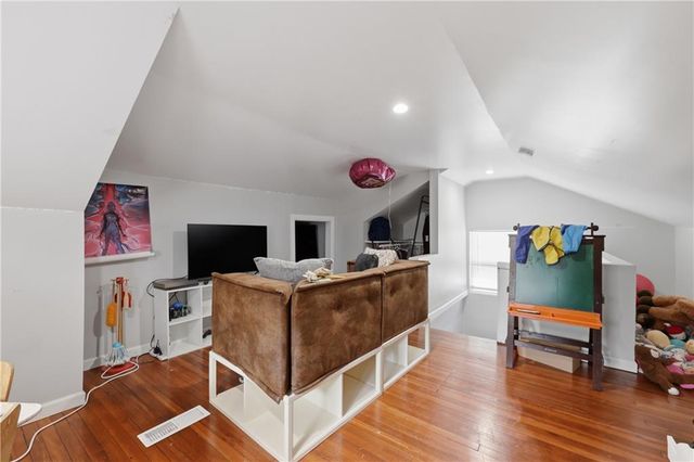 4209 Wabash Avenue, Kansas City, MO 64130