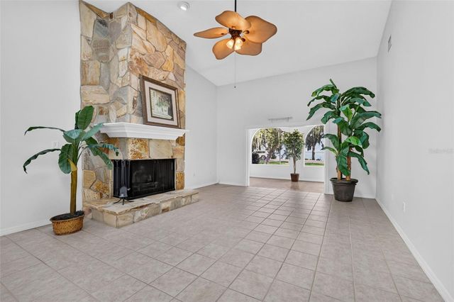 1111 LAKESHORE DRIVE C3, Eustis, FL 32726
