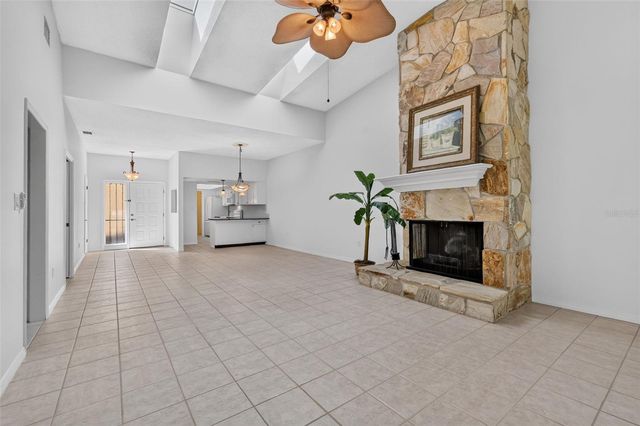 1111 LAKESHORE DRIVE C3, Eustis, FL 32726