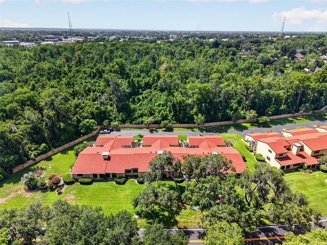 1111 LAKESHORE DRIVE C3, Eustis, FL 32726