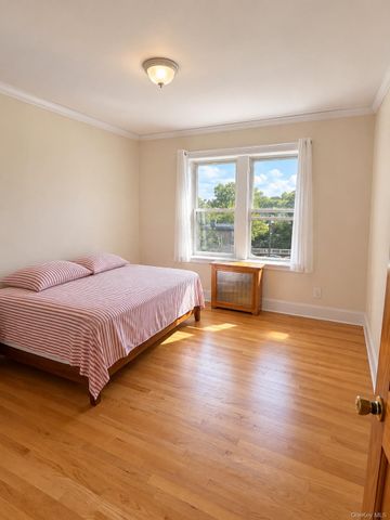 40 E Birch Street Apt 4D, Mount Vernon, NY 10552