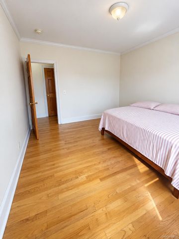 40 E Birch Street Apt 4D, Mount Vernon, NY 10552