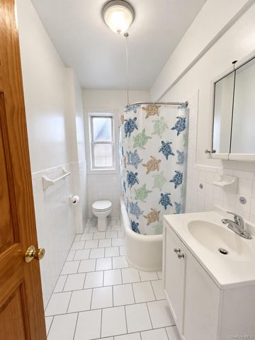 40 E Birch Street Apt 4D, Mount Vernon, NY 10552