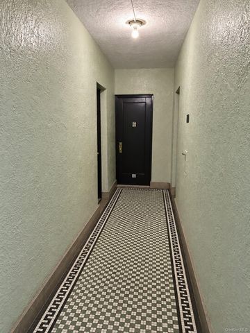 40 E Birch Street Apt 4D, Mount Vernon, NY 10552