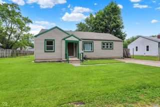 818 Vasbinder Drive, Chesterfield, IN 46017