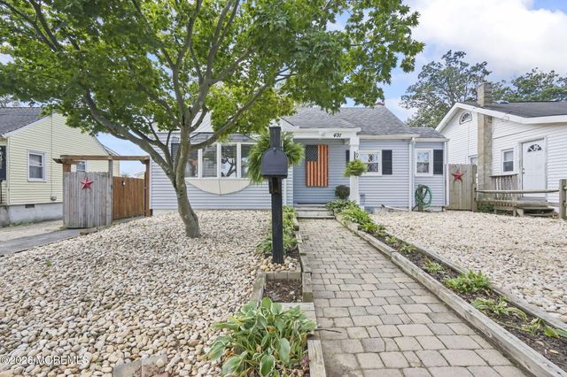 491 Netherwood Drive, Keyport, NJ 07735