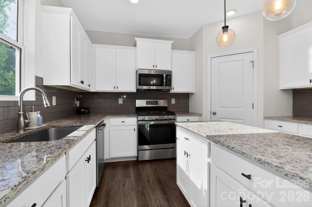 7132 Wheyfield Drive, Charlotte, NC 28215