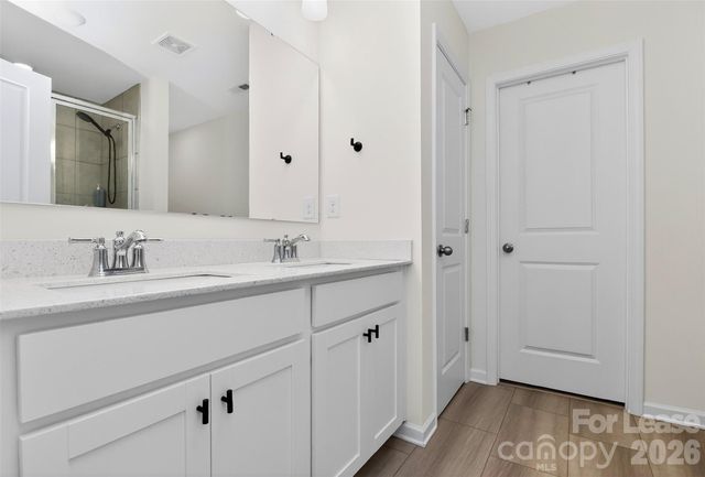 7132 Wheyfield Drive, Charlotte, NC 28215