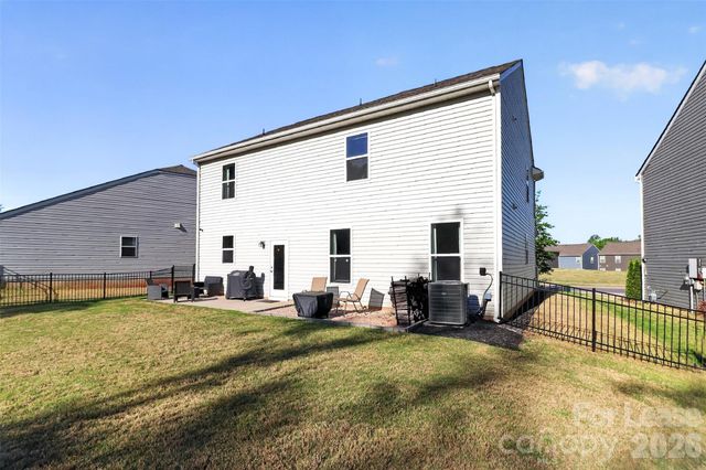 7132 Wheyfield Drive, Charlotte, NC 28215