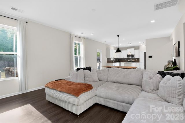 7132 Wheyfield Drive, Charlotte, NC 28215