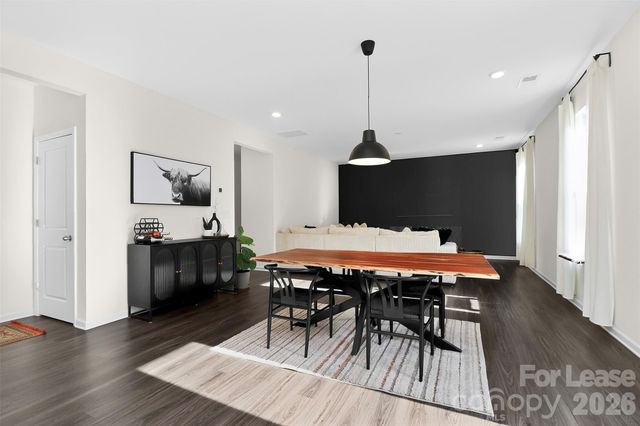 7132 Wheyfield Drive, Charlotte, NC 28215