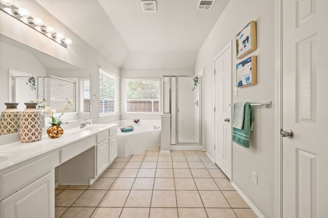 9844 Meadow Rue Drive, Mckinney, TX 75072