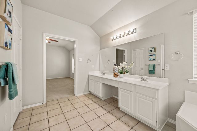 9844 Meadow Rue Drive, Mckinney, TX 75072