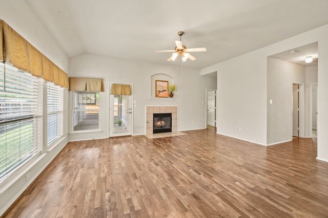 9844 Meadow Rue Drive, Mckinney, TX 75072