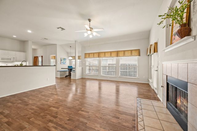 9844 Meadow Rue Drive, Mckinney, TX 75072