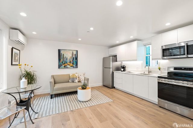 4431 20th Street A, San Francisco, CA 94114