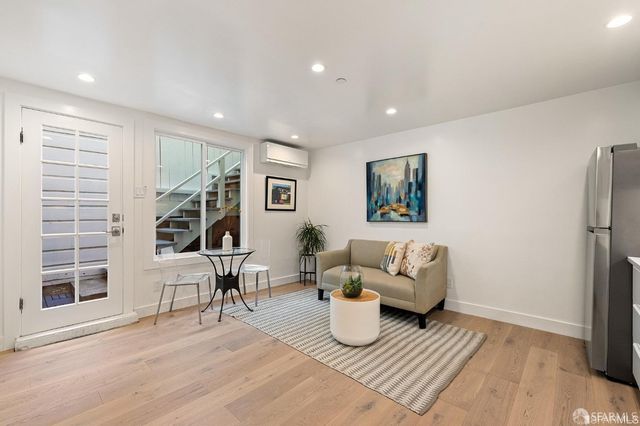 4431 20th Street A, San Francisco, CA 94114